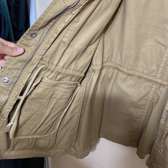 Jacket - Picture 2 of 3